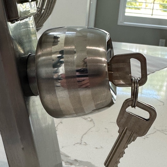 New Entrance door know key passcode - Picture 5 of 6